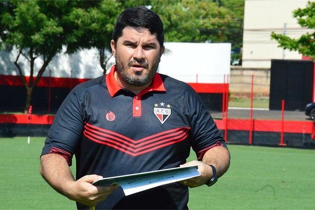 Eduardo Barroca assume o Drag�o, que estava sem t�cnico desde a sa�da de Jorginho