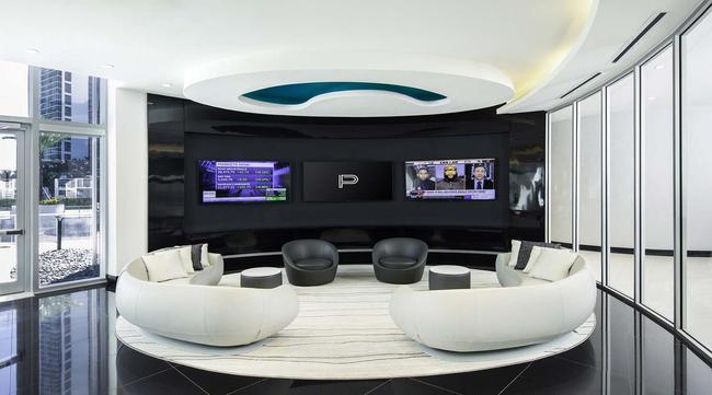 Fotos do condomnio de luxo Paramount Miami Worldcenter, em Miami, onde Hulk acaba de comprar uma cobertura