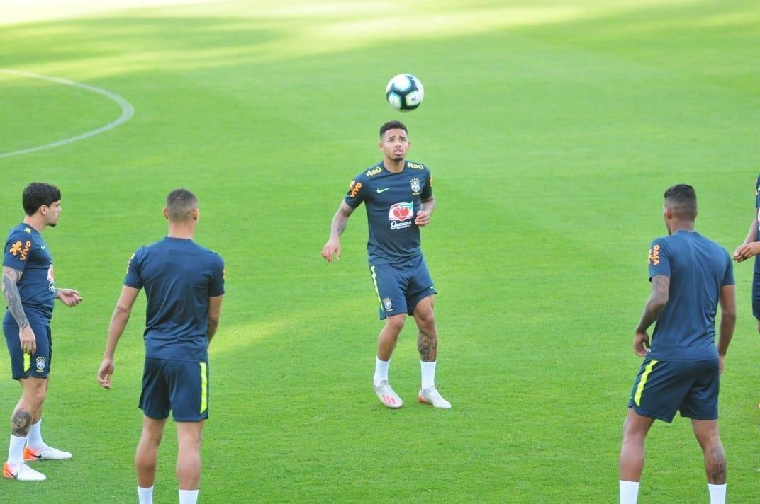 Seleo Brasileira fechou preparao para duelo com a Argentina na Cidade do Galo