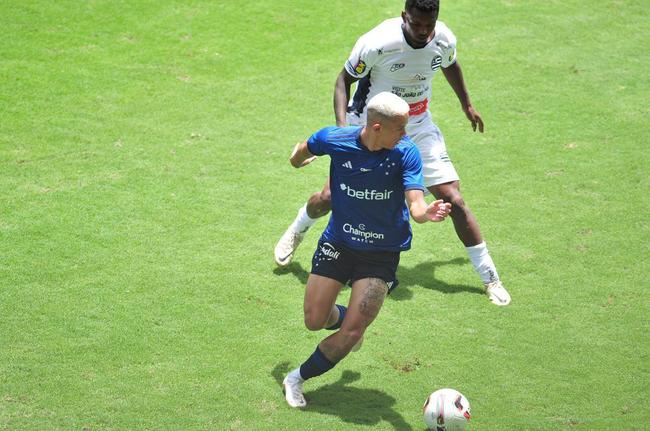 Cruzeiro x Athletic: veja fotos do jogo no Independncia