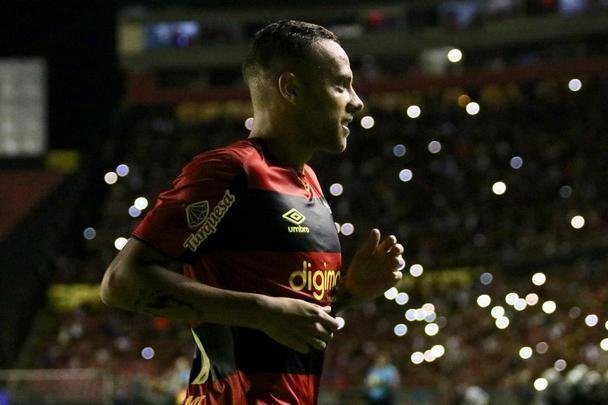 Em campo, Sport e Criciúma se enfrentam pela 34ª rodada da Série B