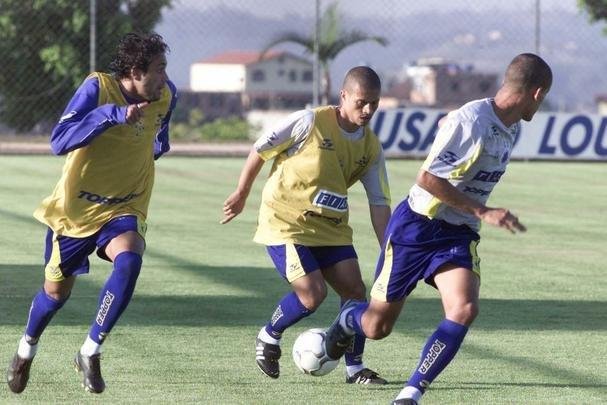 OUTUBRO - Dia a dia de treinos do Cruzeiro na temporada que culminou com a Trplice Coroa