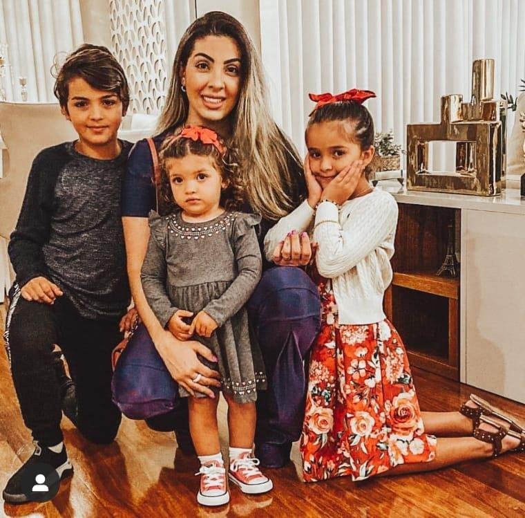 Volante Jean, do Cruzeiro, homenageou a me e a esposa