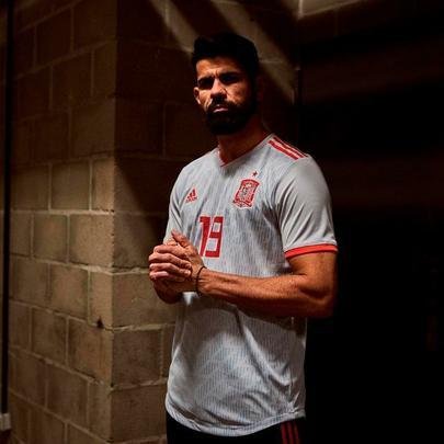 Espanha - segundo uniforme (Adidas)