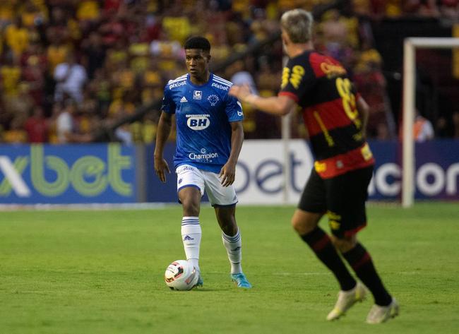 Cruzeiro foi batido pelo Sport por 3 a 1 na Ilha do Retiro pela Série B