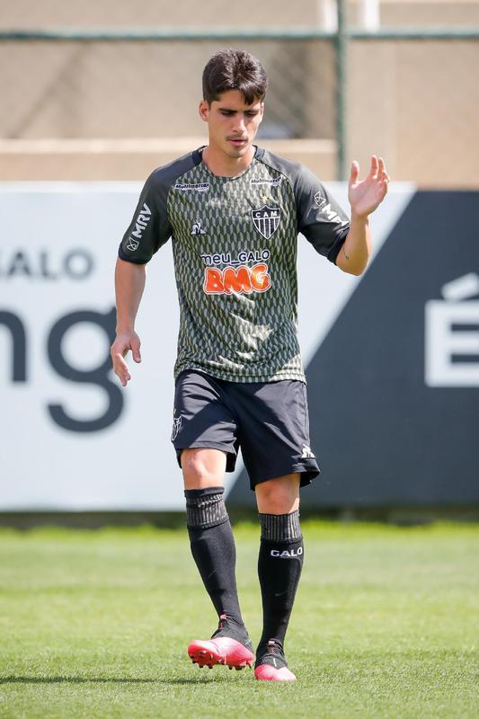 Gustavo Blanco - Recuperado de uma série de lesões que o afastou dos gramados por mais de dois anos, Gustavo Blanco treinava no Atlético até ser emprestado ao Goiás para recuperar o ritmo de jogo. No clube goiano, já voltou a atuar e foi titular na última partida. Até o momento, são dois jogos pelo esmeraldino.