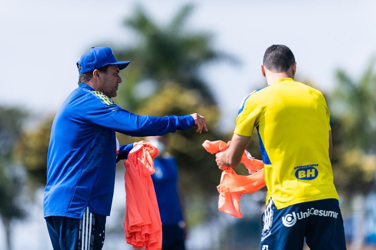 Fotos do treino do Cruzeiro desta sexta-feira na Toca II