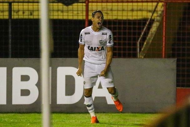 Duelo entre Sport e Atlético, na Ilha do Retiro, vale pela oitava rodada do Brasileirão