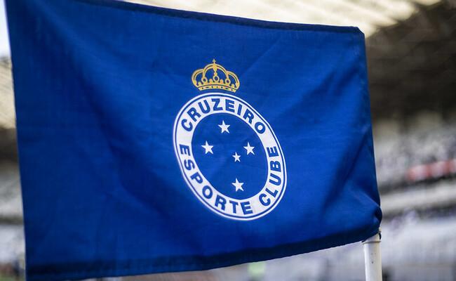 Cruzeiro est isolado na liderana da Srie B, com 31 pontos de 39 possveis