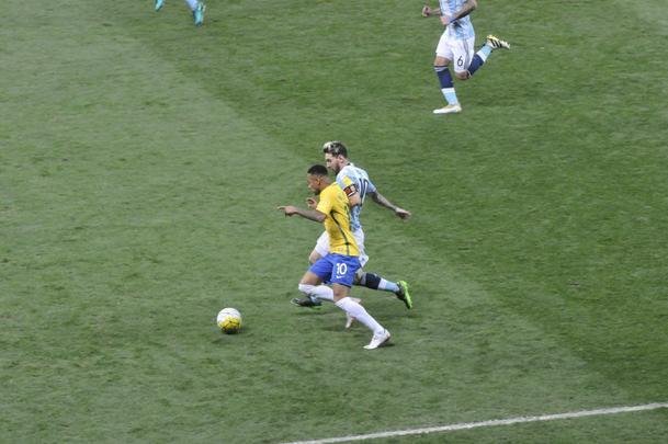 Fotos do primeiro tempo de Brasil x Argentina no Mineiro