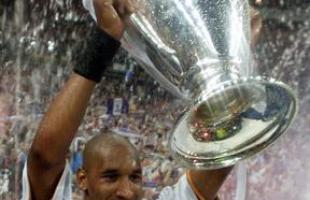 Nicolas Anelka: 32 jogos e sete gols pelo Real Madrid