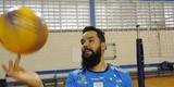 Campees da Superliga Masculina de Vlei no ltimo domingo, jogadores receberam jornalistas no Ginsio do Barro Preto, nesta quarta-feira, e comentaram sobre conquista e futuro da equipe. Ma foto, o levantador William