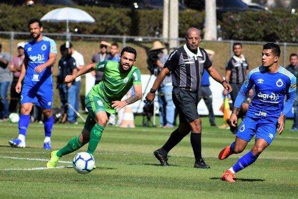 Imagens do jogo-treino entre Cruzeiro e Amrica