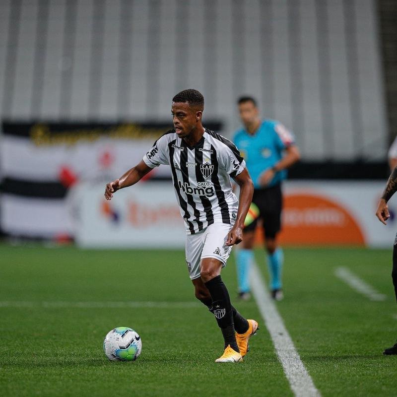 O Atltico venceu Corinthians de virada, por 2 a 1, neste sbado, em So Paulo, pela 21 rodada do Campeonato Brasileiro. Os gols alvinegros foram marcados por Guilherme Arana e Marrony. Matheus Dav balanou a rede para o Timo.