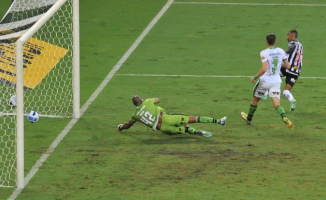 Vice-presidente do Flamengo ironiza gol de impedimento do Atlético no empate contra o América - Últimas Notícias - AlpLending