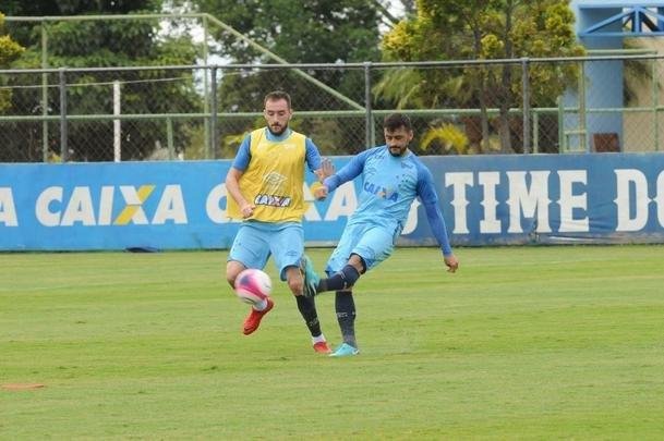 Galeria de fotos do treino do Cruzeiro nesta quarta-feira, na Toca da Raposa II (Paulo Filgueiras/EM D.A Press)