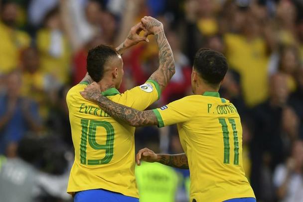 Fotos da decisão da Copa América entre Brasil e Peru, no Maracanã