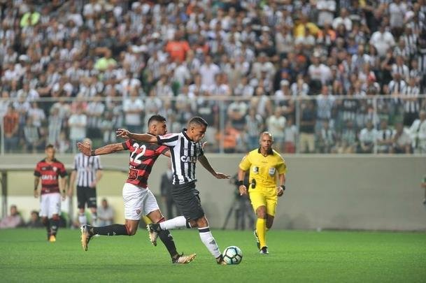 Confira imagens da partida entre Atltico e Vitria, no Independncia