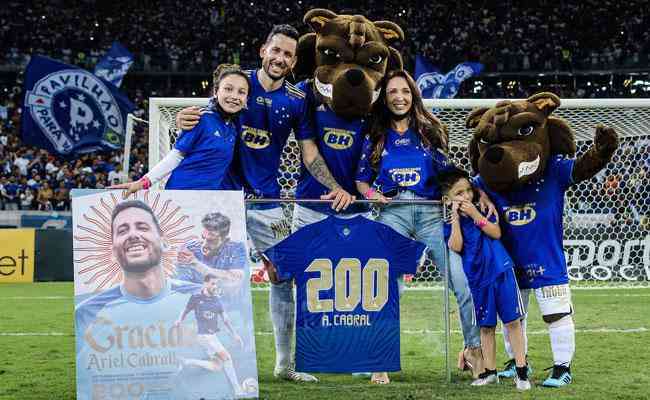 Ariel Cabral guarda grandes recordações do Cruzeiro: uma delas foi a despedida, em 25 de novembro de 2021