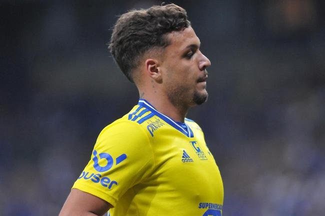 As melhores fotos do jogo entre Cruzeiro e Operrio-PR, no Mineiro, em Belo Horizonte, pela 29 rodada da Srie B do Brasileiro