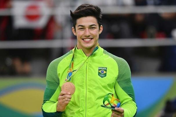 Brasileiros Diego Hypolito e Arthur Nory conquistaram a medalha de prata e bronze, respectivamente, na prova de solo da ginstica nos Jogos Olmpicos do Rio de Janeiro
