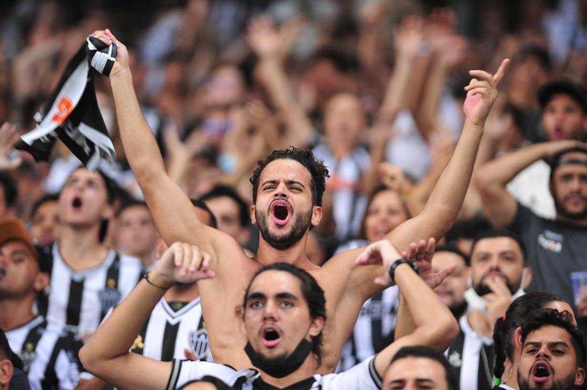 Fotos do jogo entre Atltico e Grmio, no Mineiro, em BH, pela 19 rodada do Campeonato Brasileiro