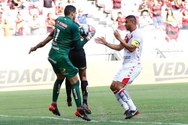 Partida entre Sport e Vitria, na Arena de Pernambuco, pela Copa do Nordeste