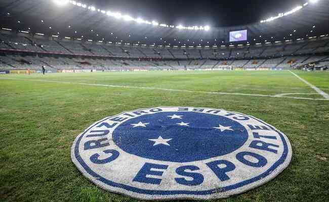 Cruzeiro no jogar no Mineiro diante do Nutico devido  condio do gramado
