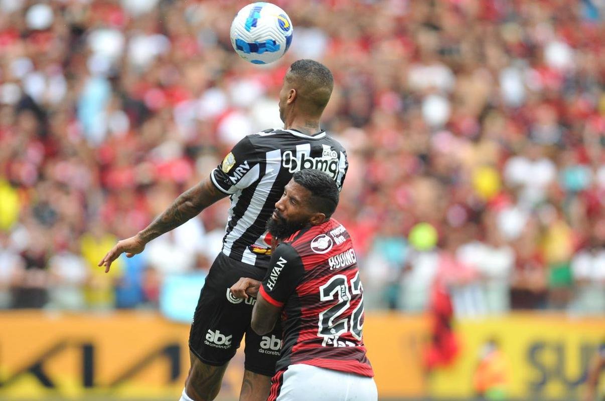 Fotos do empate por 2 a 2 entre Atltico e Flamengo na final da Supercopa do Brasil, na Arena Pantanal, em Cuiab