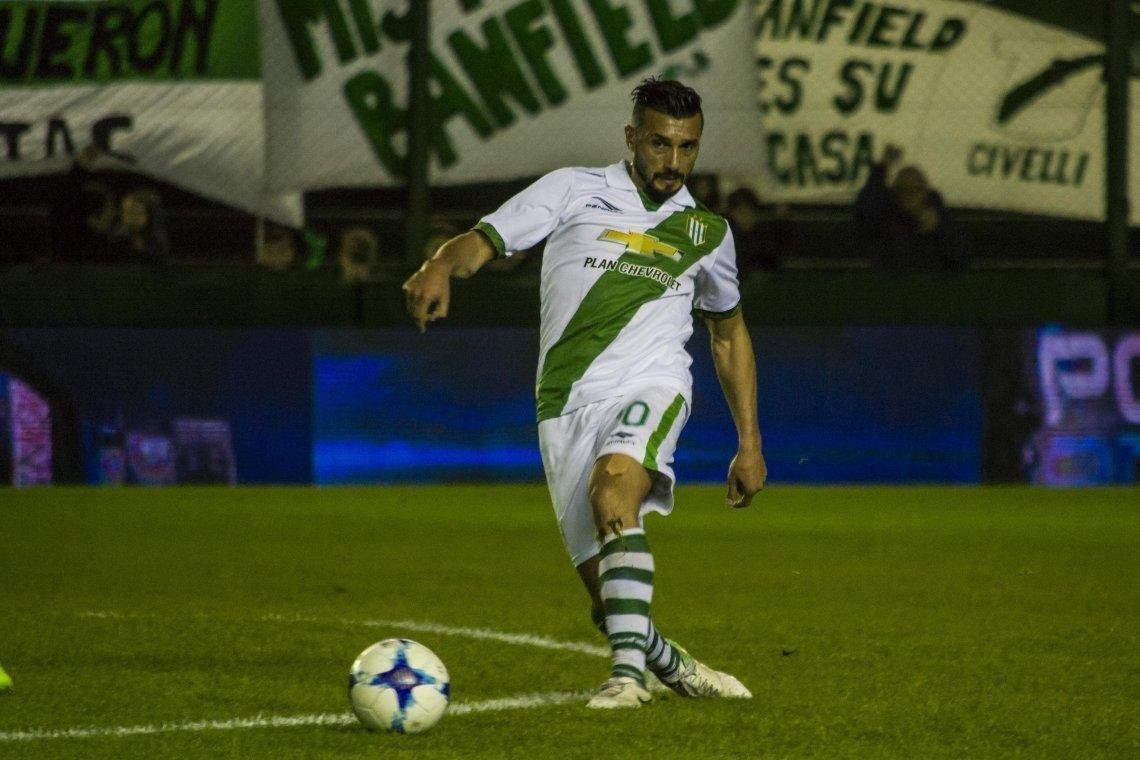 Jess Dtolo, meio-campista ex-Atltico,  o destaque do Banfield e possui experincia em Libertadores
