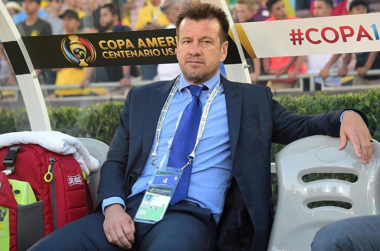  Dunga, que est livre no mercado desde junho de 2016