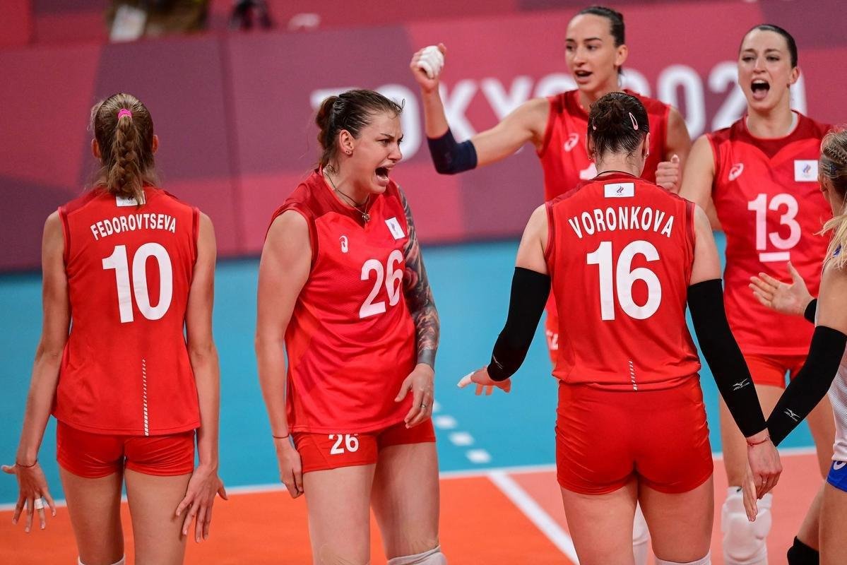 Brasil venceu Comit Olmpico Russo venceu por 3 sets a 1 (23/25, 25/21, 25/19 e 25-22) e se classificou para a semifinal dos Jogos Olmpicos de Tquio 