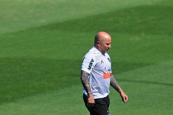 Sampaoli foi apresentado ao Atltico na tarde desta segunda-feira