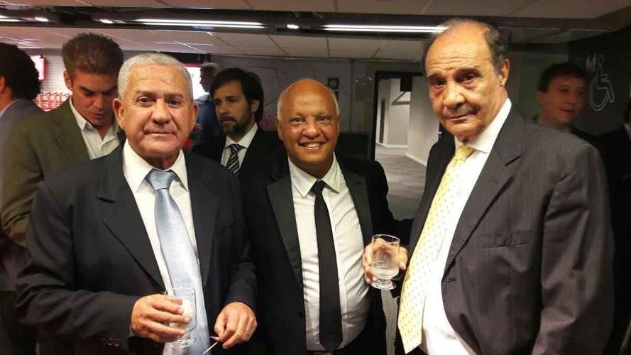 Personalidades na cerimnia do 16 Trofu Tel Santana. Palhinha, Reinaldo e Procpio Cardoso