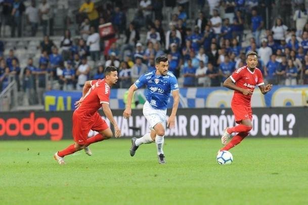 Gol do Internacional deixou Cruzeiro abatido no segundo tempo