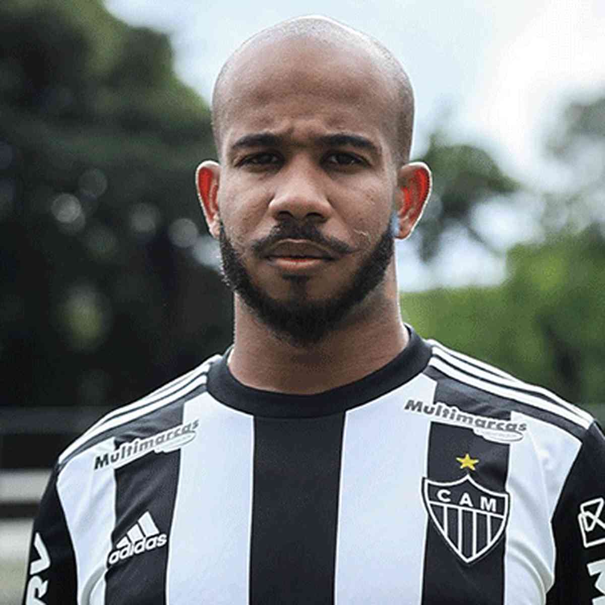 São Paulo anuncia contratação do quinto reforço, o zagueiro Alan Franco -  Superesportes