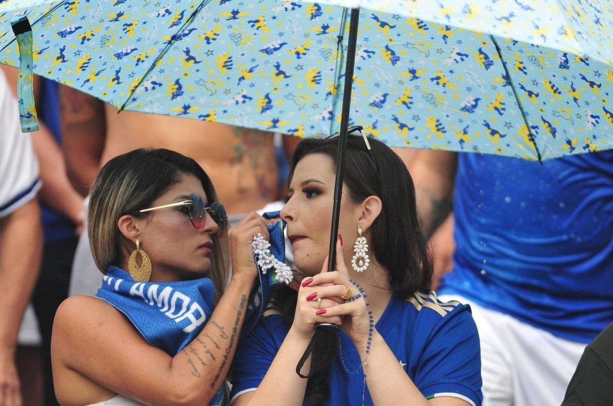 Fotos da torcida do Cruzeiro na final do Campeonato Mineiro contra o Atltico, no Mineiro