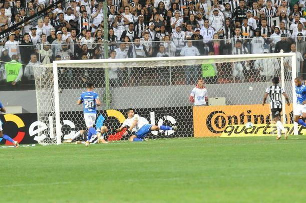 Atltico e Cruzeiro se enfrentaram pelas quartas de final da Copa do Brasil