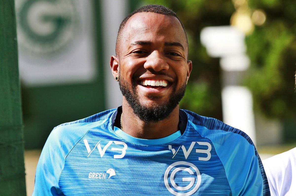 Victor Andrade (atacante): atleta de 25 anos teve vnculo encerrado com o Gois. Aps ser visto como promessa no Santos, teve passagem no futebol europeu, mas carreira no decolou