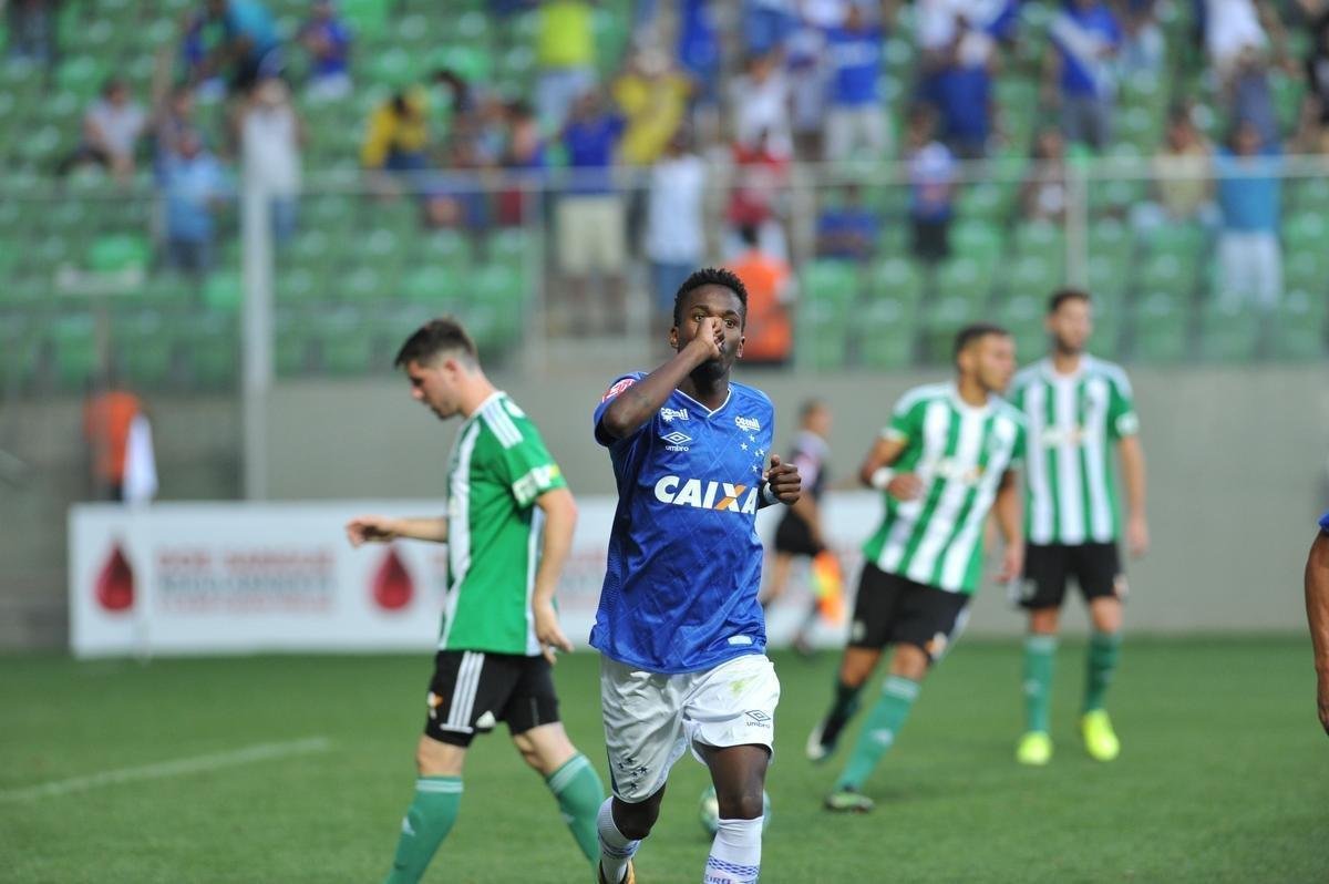 Imagens do jogo entre Cruzeiro e Coritiba, no Independncia, pela final do Campeonato Brasileiro Sub-20