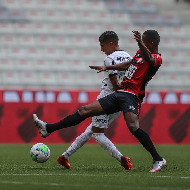 Athletico-PR 0 x 1 Atltico: veja fotos do jogo pela Srie A