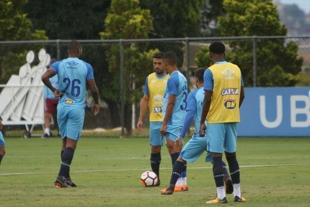 Imagens do treino do Cruzeiro neste domingo (20/05/2018)