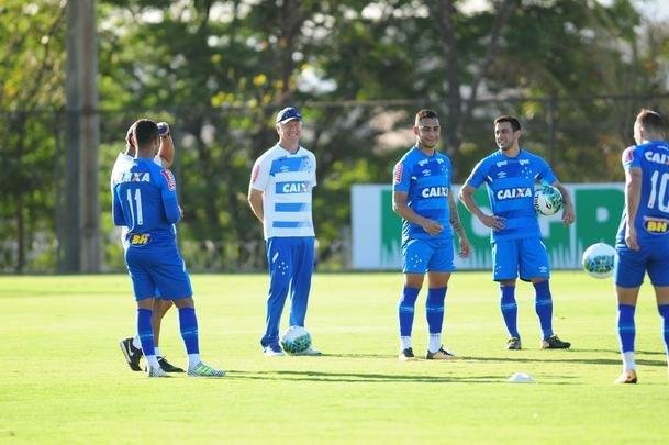 Fotos do ltimo treino do Cruzeiro antes do jogo contra o Grmio pela Primeira Liga (Gladyston Rodrigues/EM D.A Press)