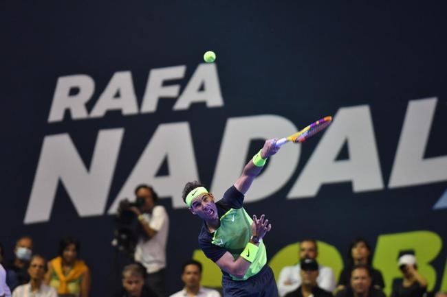 Ginásio Mineirinho, em BH, recebeu duelo histórico que fez parte da turnê do espanhol Rafael Nadal na América do Sul. Ele enfrentou o norueguês Casper Ruud, número 3 do mundo. No Brasil, apenas a capital mineira recebeu o multicampeão