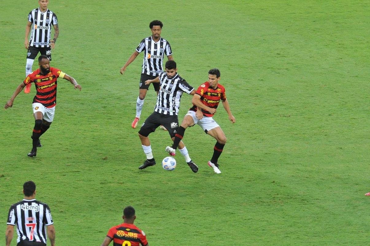 Fotos do jogo entre Atltico e Sport, no Mineiro, em Belo Horizonte, pela 21 rodada da Srie A do Brasileiro de 2021