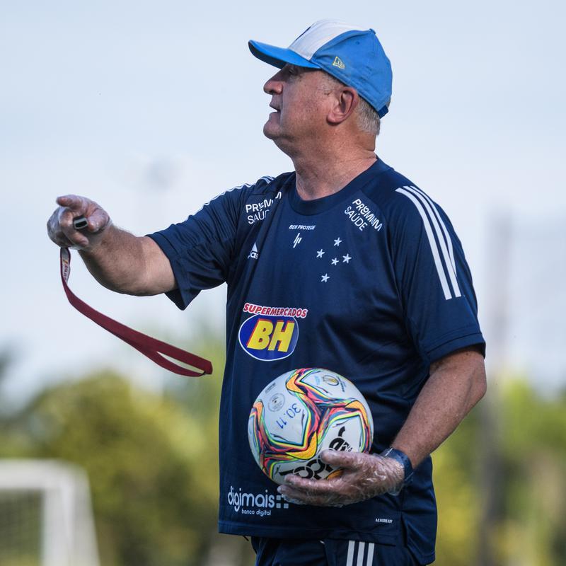 Cruzeiro treinou na tarde desta terça-feira (1/12), na Toca da Raposa II, e encerrou sua preparação para enfrentar o América, no Independência, pela 25ª rodada da Série B