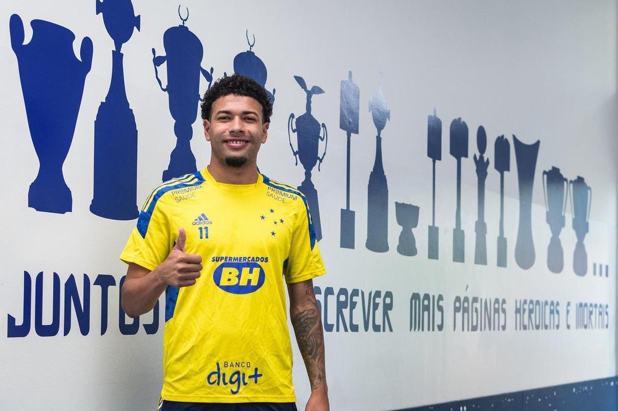 O volante Filipe Machado, do Cruzeiro, venceu Lucas Kal, do Amrica: 62% a 38%