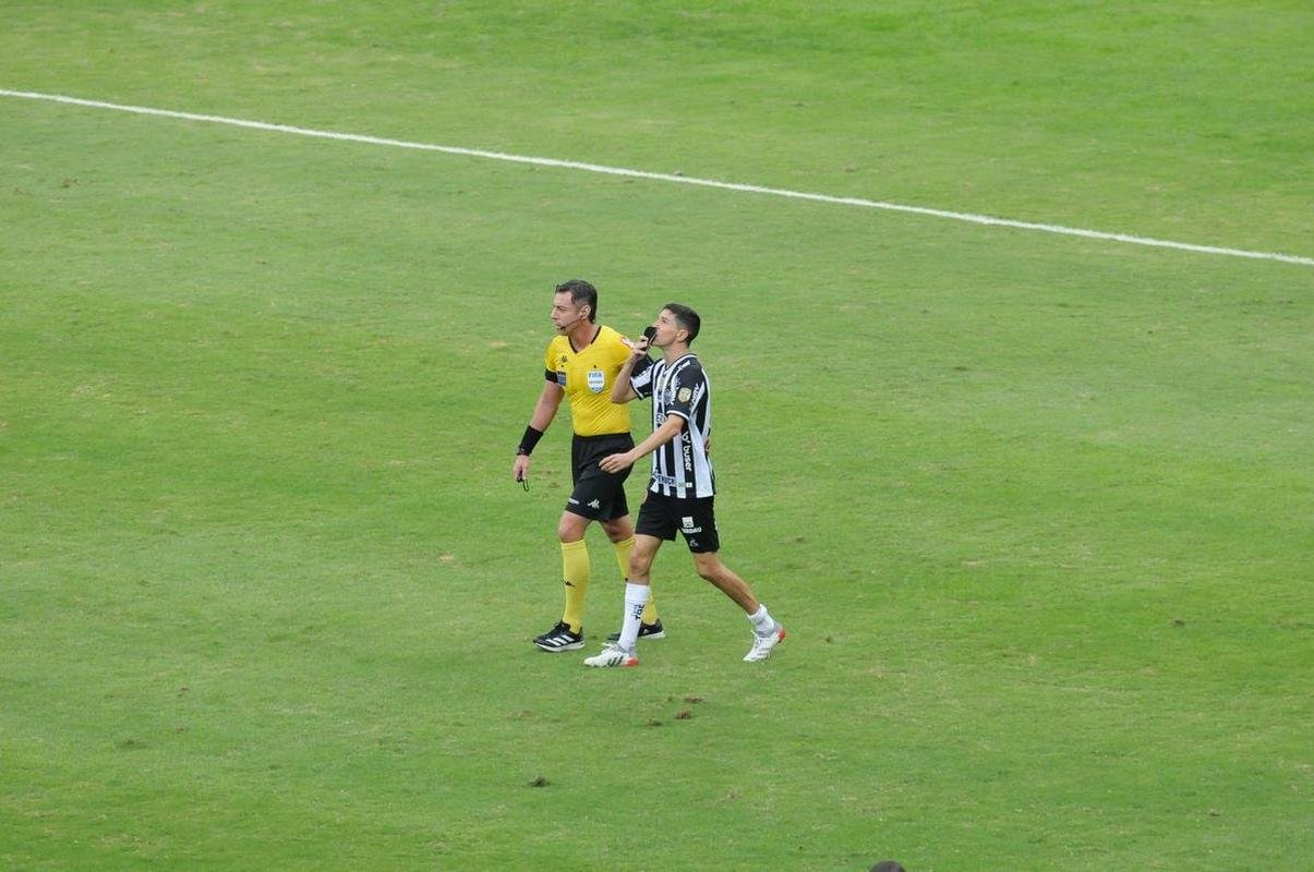 Fotos do jogo entre Atltico e Flamengo, no Mineiro, em Belo Horizonte, pela 13 rodada do Campeonato Brasileiro