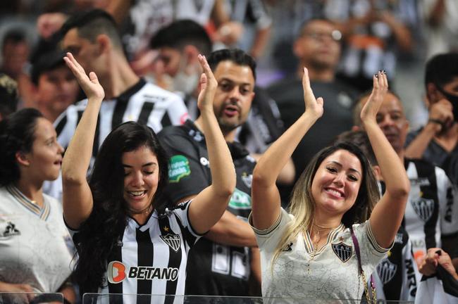 Torcida do Atltico lotou o Mineiro no jogo contra o Grmio e bateu recorde de pblico no Campeonato Brasileiro