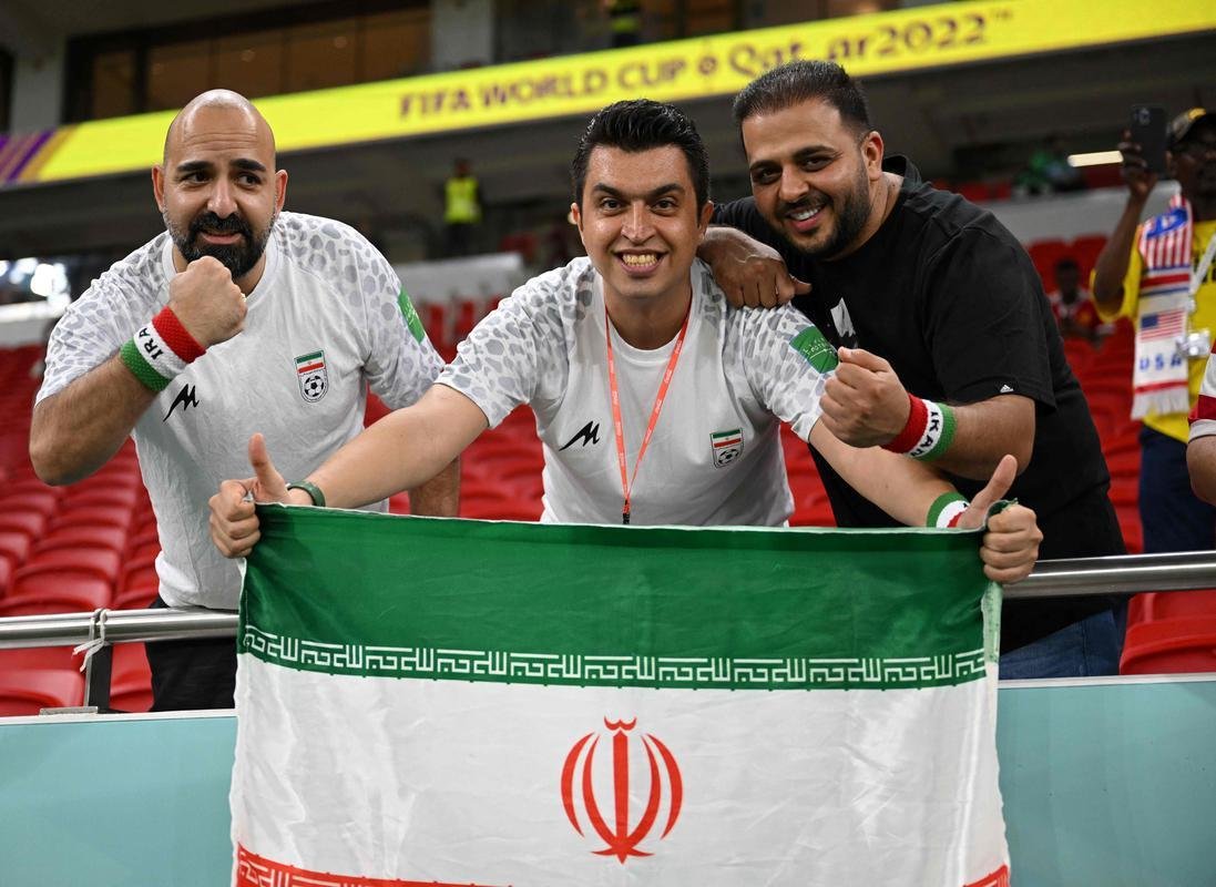 Ir e Estados Unidos se enfrentaram no Estdio Al Thumama, pelo Grupo B da Copa do Mundo